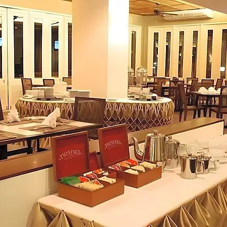 B2 Premier Hotel And Resort-3